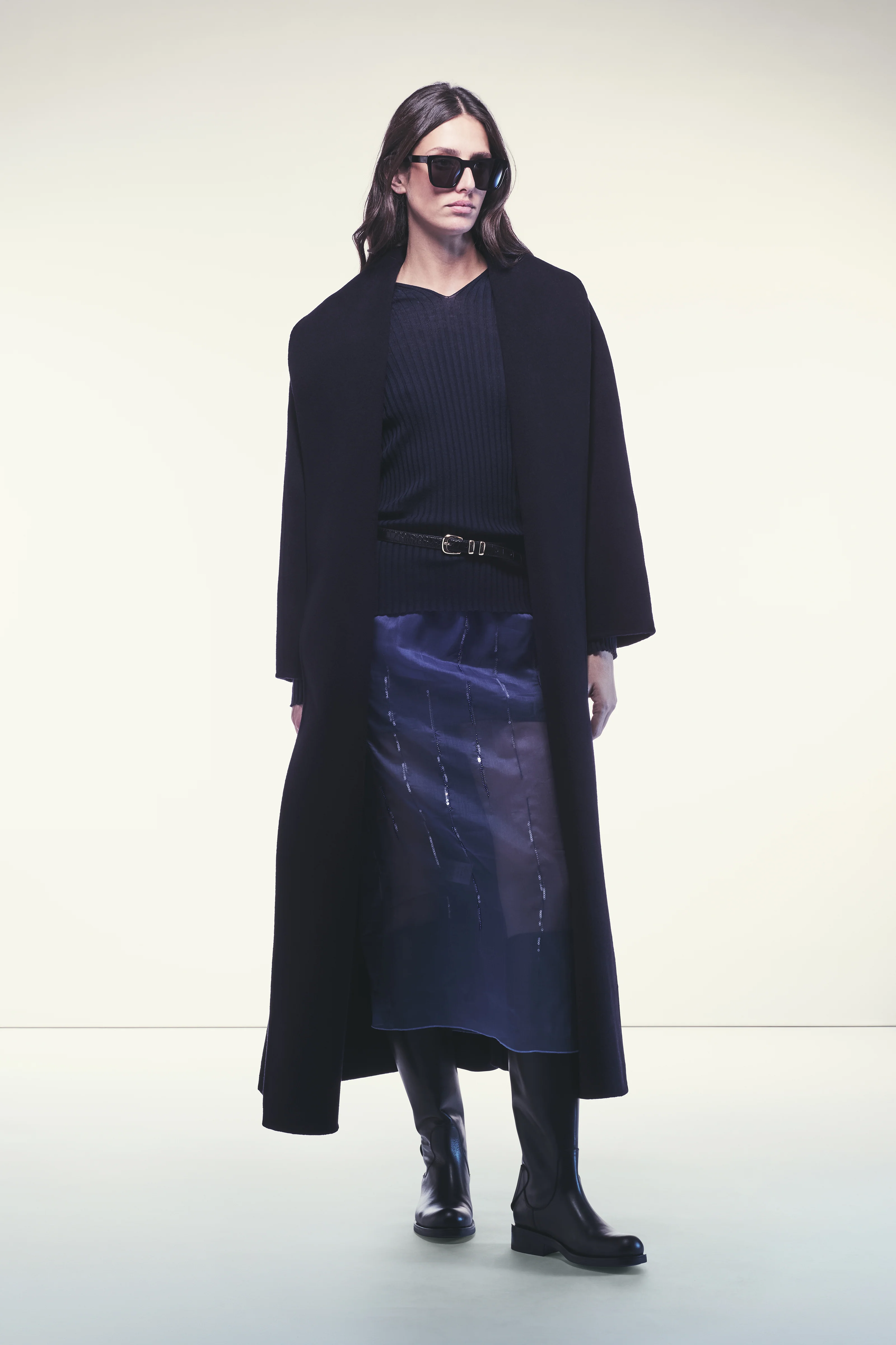 GONNA LUMIS - Image 3